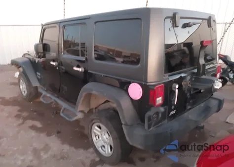 2014 Jeep Wrangler Unlimited Sport z USA, uszkodzony, nr VIN 1C4BJWDG8EL136687